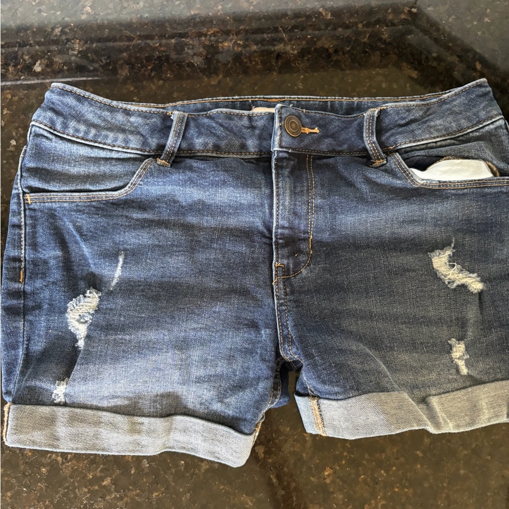 SO Distressed Roll-Cuff Denim Shorts in Blue